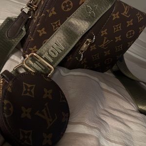 Replica LV brand new!!’ Never used!